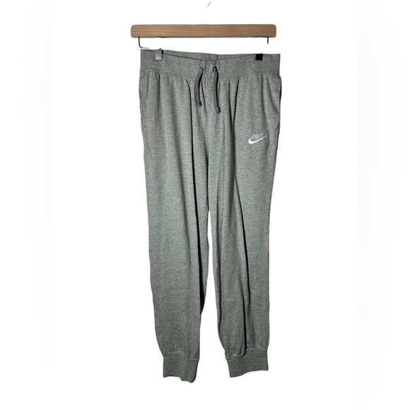 Nike Women’s Joggers Sweatpants Gray Small | Athletic Tapered Fit Lounge Pants - Picture 1 of 8